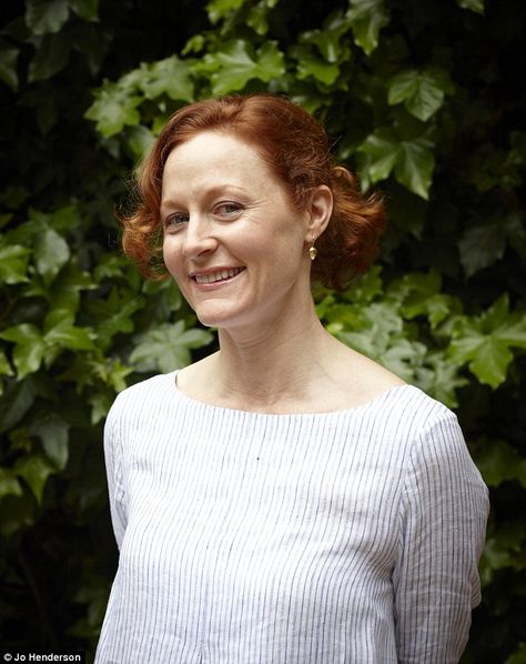 Geraldine Somerville Geraldine Somerville, Peregrine's Home For Peculiars, Miss Peregrines Home For Peculiar, Miss Peregrine, Peculiar Children, Home For Peculiar Children, Simply Red