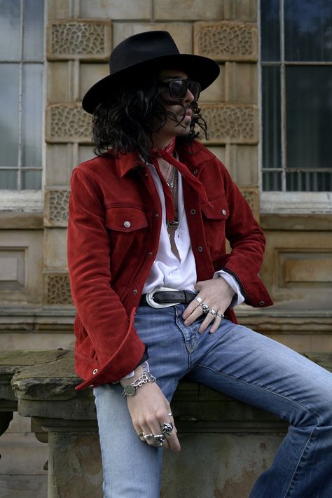 Rock N Roll Outfit Men, Rock N Roll Style Men, Rock N Roll Aesthetic Outfit, Men Cowboy Outfits, 70s Aesthetic Outfit, 70s Outfits Men, 70s Fashion Men, 70s Mens Fashion, Bandana Outfit