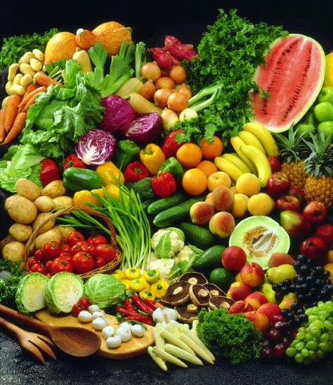 There are potential advantages of moving from animal-based protein to plant-based protein when you have chronic kidney disease.. Daniel Diet, Kidney Diet, Juicing For Health, Idee Pasto Sano, Fresh Fruits, Fresh Fruits And Vegetables, Best Fruits, Plant Based Protein, Detox Diet