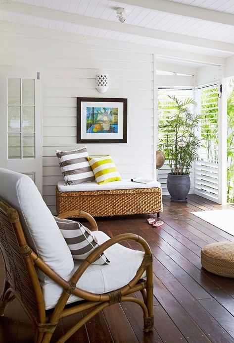 Beachside Bungalow, Casa Exterior, Beach Cottage Style, Wooden Floor, Tropical Houses, Tropical Style, Tropical Decor, Instagram Page, Beach Cottages