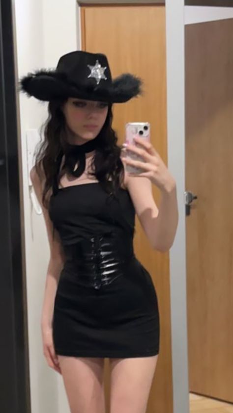 Wild West Hoco Theme, Wild West Theme Outfit, Wild Wild West Theme Party Outfit, Wild West Costume Women, Wild West Aesthetic Outfit, Wild West Party Outfit, Wild West Outfit Women, Western Theme Party Outfit, Western Hoco