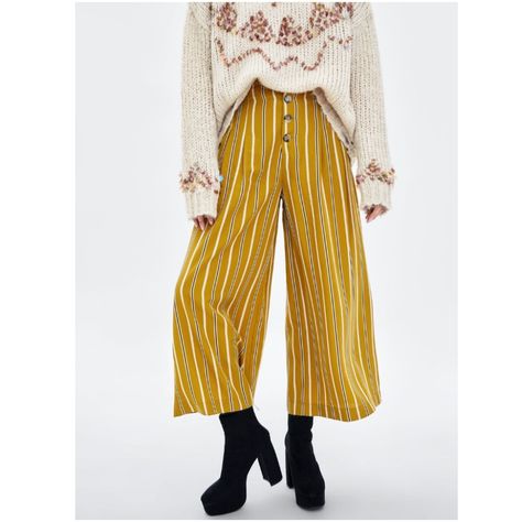 Brand New With Tags. Boho Style Yellow/Mustard Color Cropped Wide-Leg Boho Style Trousers Featuring Front Button Fastening. - 100% Lyocell Wide Cropped Pants, Cropped Wide Leg Trousers, Tweedle Dee, Side Zip Pants, Zara Jumpsuit, Mustard Color, Zara Pants, Hot Outfits, Pants Color