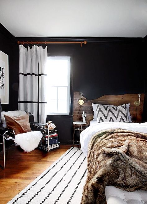 Modern Rustic Bedrooms, Masculine Bedroom, Black Wall Decor, Eclectic Bedroom, Bedroom Retreat, Vintage Bedroom, Bedroom Black, Trendy Bedroom, Awesome Bedrooms