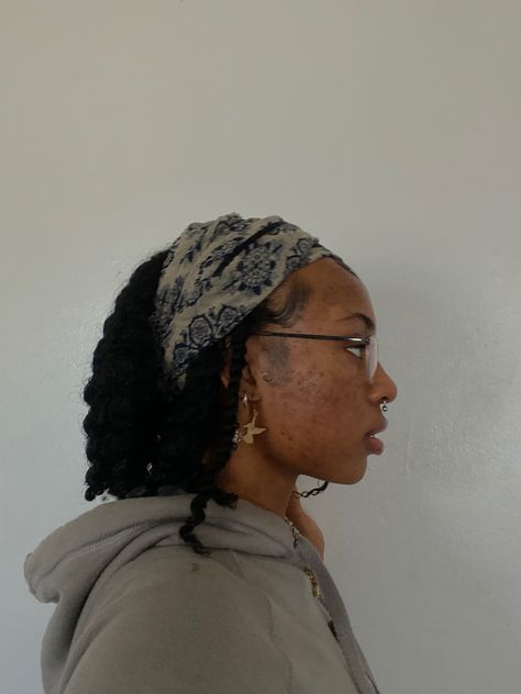 Bandana Hairstyles Dreadlocks, Locs Headband Styles, Starter Locs Headwrap, Headband Hairstyles Locs, Loc Bandana Styles, Bandana Locs Hairstyles, Bandana Hairstyles With Locs, Loc Head Wraps, Locs With Turban