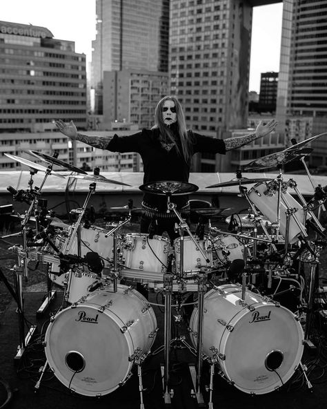 INFERNO - Zbigniew Robert Promiński from metal band BEHEMOTH! and his Pearl drum set Pearl Drum Kit, Metal Drummer, Pearl Drums, Metal Drum, Extreme Metal, Drummer Boy, Drummers, Drum Set, Drum Kits