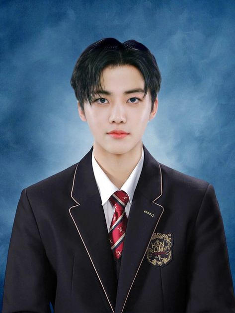 Mark Yearbook, Kpop Yearbook, Cast Au, Id Photo, Class 12, Photo Holder, Love Now, Photo Holders, School Photos