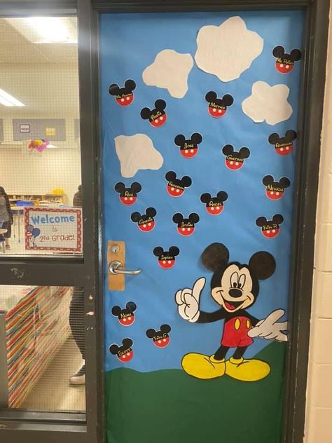 Mickey Mouse Classroom Door, Disney Doors, Mickey Mouse Classroom, Disney Themed Classroom, Mickey Decorations, Mickey Theme, Disney Classroom, Classroom Doors, Insect Crafts