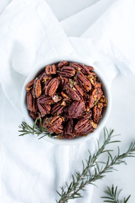 rosemary spiced pecans - Pass the Cookies Lulu Powers Bacon And Rosemary Pecans, Rosemary Pecans Roasted, Bacon And Rosemary Pecans, Bacon Rosemary Pecans, Candied Rosemary Pecans, Rosemary Appetizer, Savory Food Gifts, Savory Gifts, Rosemary Pecans