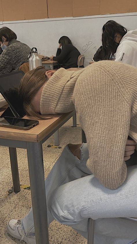 School aesthetic, sleeping at school, boring classes, school, sleep, tired girl, high school Sleeping In Class Aesthetic, Sleeping At School, Aesthetic Sleeping, Tired Girl, School Mood, School Aesthetic, At School, Homework, High School