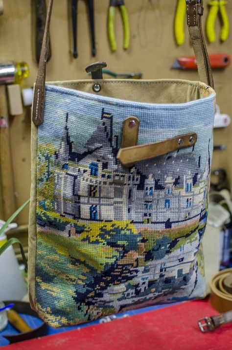 Tapestry Bag Pattern Free, Boho Bags Diy, Diy Fabric Purses, Handmade Fabric Purses, Upholstery Bag, Tapestry Bags, Bag Pattern Free, Tapestry Bag, Fabric Purses