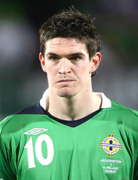 Kyle Lafferty, Football Pictures, Soccer Shirts, Northern Ireland, Past And Present, On Fire, Resolution, High Resolution, Soccer