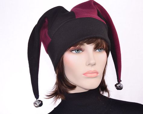 Traditional Jester Cap Harlequin Jester Hat Maroon Black Fool Hat - Fleece Mens Hat Womens Hat Bells 30.00 Jester Outfit, Jester Costume, Clown Hat, Jester Hat, Mens Hat, Womens Hat, Epic Cosplay, Punk Art, Clown Costume