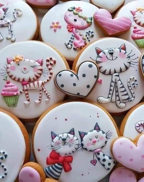 Royal Iced Cookies, Valentines Wedding, Sugar Cookie Royal Icing, Cat Cookies, Cookie Tutorials, Sugar Cookie Designs, Pretty Cookies, Fancy Cookies, Creative Cookies