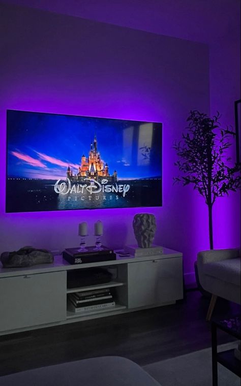 Tv Set Lighting, Led Lights Behind Tv Mounted Tv, Snap Living Room Ideas, Living Room Designs Led Lights, Led Lights Around Tv, Lights Around Tv, Led Behind Tv, Led Light Apartment, Living Room Decor Led Lights