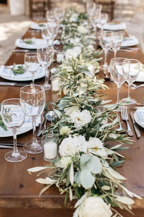 Rustic Italy Wedding, Olive Garland Wedding, Backdrop At Wedding, Wedding Bouquet With Olive Branches, Olive Garland Wedding Table, Simple Greek Wedding, Rustic Luxury Wedding, Olive Branches Table Decor, Olive Branch Wedding Table