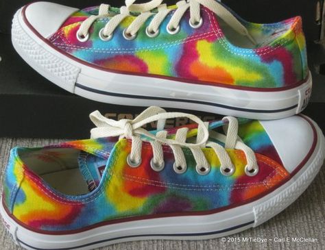 Adult sz 7-13 MADE to ORDER ... Tie-Dye Converse Sneakers Lo Top Dye Converse, Tie Dye Converse, Ty Dye, Tie Dye Girl, Painted Canvas Shoes, How To Dye Shoes, Tie Dye Crafts, Painted Sneakers, Tennis Shoes Outfit