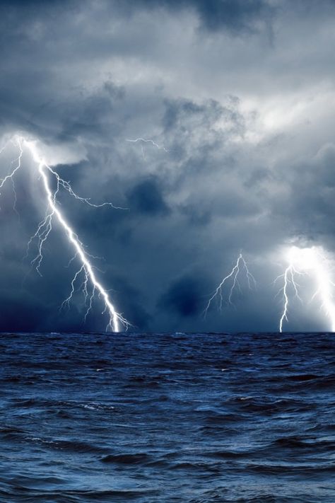 Lighting Storm, Clouds Evening, Lightning Storms, Lightning Photography, Sea Storm, Elemental Powers, Ride The Lightning, Goalie Mask, Lightning Storm