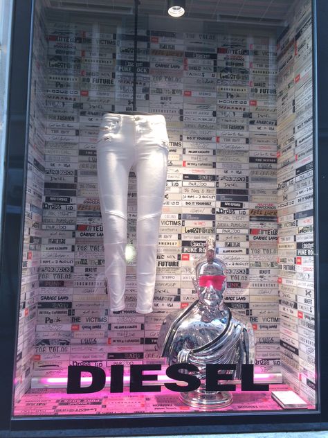 DIESEL, ltaly // Venus and Nero in collaboration with Harlequin Design // May 2015 Diesel Window Display, Windows Design, Retail Ideas, Diesel Store, Classic Cartoon Characters, Diesel Jeans, Classic Cartoons, Window Design, Window Display