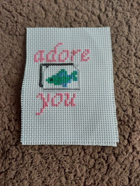 Cross Stitch Harry Styles, One Direction Cross Stitch, Harry Styles Cross Stitch, Stitch Presents, Harry Styles Adore You, Pixel Pattern, Cross Stitches, Stitch Art, Diy Crochet Projects