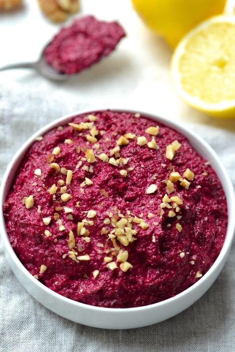 This Paleo Beet Dip is easy to make and packed with walnuts, tahini, lemon, garlic and roasted beets. It's a healthy snack or as an easy appetizer. Almond Flour Tart, Walnut Dip, Beet Dip, Cream Tarts, Walnut Cream, Dip Vegan, Beetroot Dip, Healthy Grains, Tart Shells