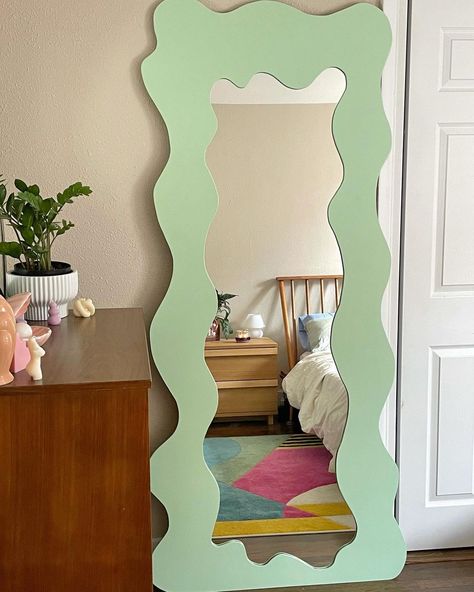 alyssa marie on Instagram: “home 🥲” Long Mirror Diy, Squiggly Mirror, Curvy Mirror, Large Floor Mirror, Mirror Full Length, Asymmetrical Wall, Irregular Mirror, Curved Mirror, Wavy Mirror