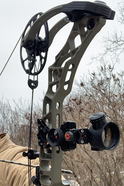 For the past three months, I’ve been shooting the Mathews VXR in the 28-inch configuration. This new for 2020 bow is every bit as impressive as last year’s Vertix, and dare I saw even nicer. Mathews Bows, Diy Archery, Mathews Archery, Archery Gear, Crossbow Arrows, Compound Bows, Deer Hunting Gear, Archery Bows, Archery Bow