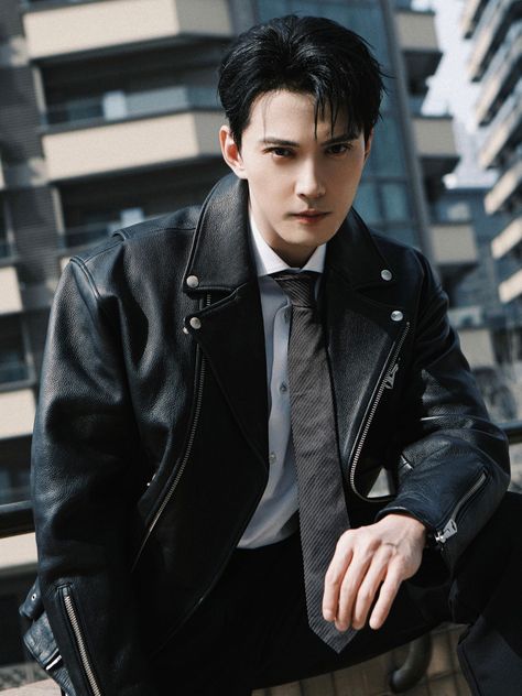 Xu Zheng Xi, Jeremy Jones, Actor Chinese, Allen Ren, Handsome Asian Men, Handsome Actors, Chinese Drama, Leather Jacket Men, Asian Men