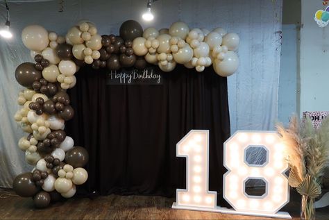 Brown Backdrop Birthday, Brown Birthday Party Decorations, Brown Birthday Decorations, 18th Birthday Backdrop, Birthday Backdrops, 18th Birthday Decorations, Happy Birthday 18th, Brown Decor, Birthday Balloon Decorations