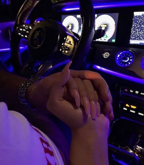 𝕿𝖍𝖊 𝖉𝖗𝖎𝖕 𝖚𝖐 on Instagram: “Hold my hand and I’ll hold yours ♿️” Swag Couples, Bwwm Couples, Henna Tattoo Hand, Couple Holding Hands, Couple Hands, Black Couple, Black Couples Goals, Friday Night Lights, Fancy Cars