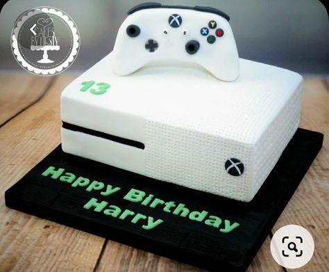 Xbox One Cake, Xbox Birthday Party, Playstation Cake, Xbox Party, Childrens Cupcakes, Xbox Cake, Video Game Cakes, Video Games Birthday Party, Video Games Birthday