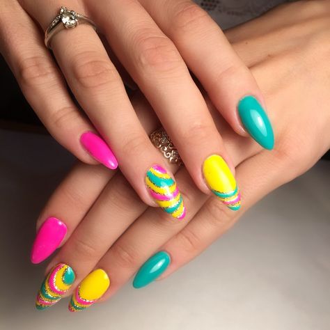 40 Trendy 2023 Nail Designs to Inspire You 2023 | Beach Nails Art Carnival Nails Designs, Nail Art Designs For Summer, Beach Nails Art, Carnival Nails, Fluorescent Nails, Yellow Nail Art, Caribbean Carnival, Gel Nail Art Designs, Trendy Nail Art Designs