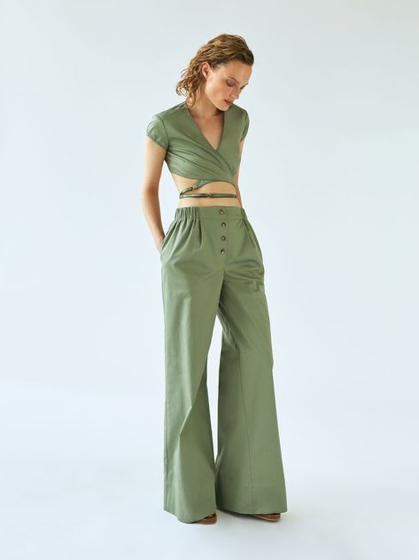 Anna October, October Fashion, Cotton Crop Top, October 2022, 2022 Fashion, Fashion Weeks, Cropped Top, Moda Casual, Moda Operandi