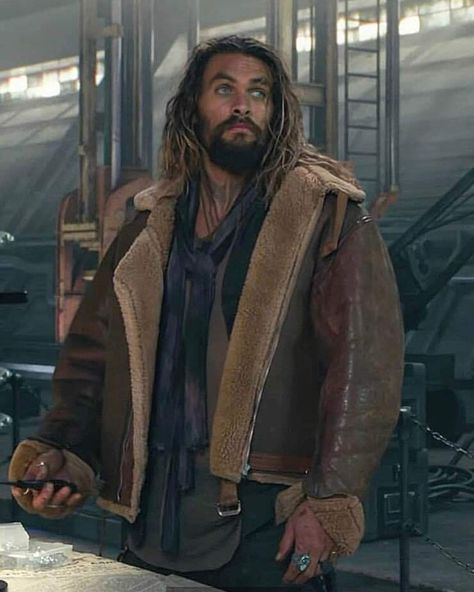 Dystopia Clothes, Jason Part 2, Jason Momoa Aquaman, Jason Momoa, Aquaman, Big Men, Justice League, Male Beauty, Stylish Men