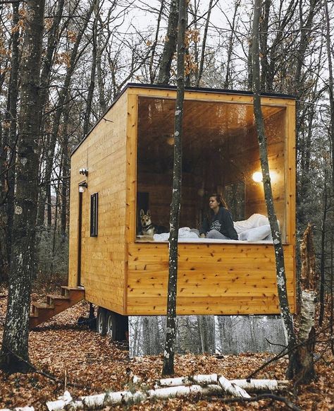 Wohne Im Tiny House, Deco House, Wooden Cabin, Off Grid Cabin, Tiny House Inspiration, Wisconsin Travel, Tiny Cabins, Tiny Cabin, Tiny House Movement