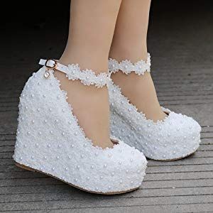 Elegant Footwear, Hak Tinggi, Wedge Wedding Shoes, Lace Wedges, Shoes Bride, Wedding Pumps, Wedding Shoes Lace, Wedding Boots, Cute Shoes Heels