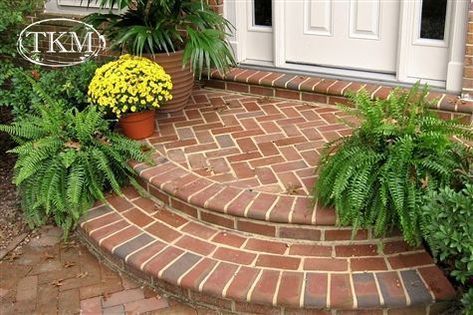 Brick Front Entrance, Brick Porch, Front Door Steps, Front Porch Steps, Brick Projects, Brick Steps, Brick Walkway, Patio Steps, Front Walkway