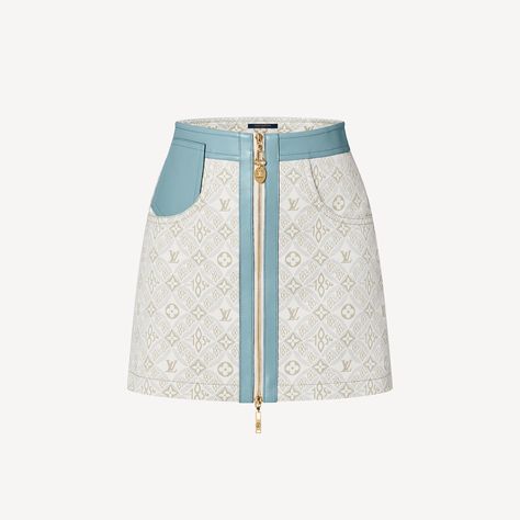 Mini Skirt 2022, Skirt 2022, Fotografi Digital, High Fashion Women, High Fashion Outfits, Louis Vuitton Official, Looks Chic, Kpop Fashion Outfits, Stage Outfits