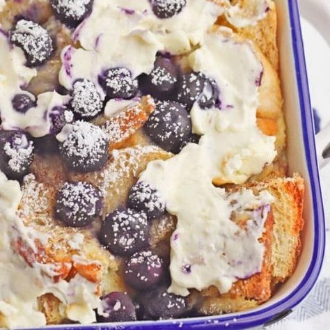 Blueberry French Toast Casserole With Cream Cheese And Lemon Lemon French Toast, Blueberry Cream Cheese French Toast, Cream Cheese French Toast Casserole, Cream Cheese French Toast, Blueberry French Toast Bake, Cheese French Toast, Panettone Recipe, Breakfast Cake Recipes, French Toast Casserole Easy