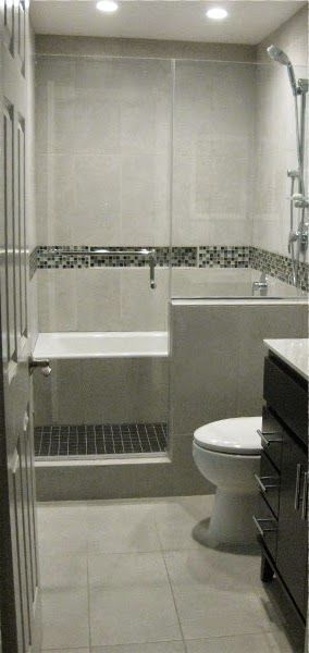 Bath Tub in Shower / Wet Room Bathroom Remodel Wet Room Bathroom, Tub Remodel, Small Bathroom Remodel Designs, Ideas Baños, Bathtub Remodel, Wet Room, Hall Bathroom, Bathroom Tub, Bathroom Remodel Designs