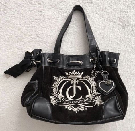 2000s Accessories, Juicy Couture Y2k, Y2k Shoulder Bag, Juicy Couture Purse, Aesthetic Bags, Black Chocolate, Girly Bags, Juicy Couture Black, Couture Bags