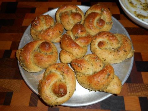 Carbquik Recipes, Garlic Knots Recipe, High Fat Low Carb Recipes, Recipe List, Garlic Knots, Great Pizza, Kitchen Smells, Flour Recipes, Low Carb Bread