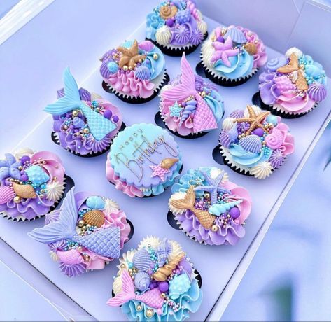 Mermaid Theme Cupcakes, Mermaid Cupcake Cake, Little Mermaid Cupcakes, Little Mermaid Cakes, Mermaid Birthday Party Decorations, Mermaid Theme Birthday Party, Cupcake Decorating Tips, Mermaid Cupcakes, Mermaid Birthday Cakes