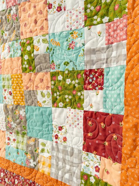 Free Charm Pack Quilt Pattern: Cottage Charm Quilt - Quilted Lullabies Quilt Patterns With Charm Packs, Charm Pack Baby Quilt, Charm Pack Patterns, Free Baby Quilt Patterns, Baby Quilt Patterns Easy, Charm Pack Quilt Patterns, Charm Square Quilt, Charm Pack Quilt, Charm Pack Quilts