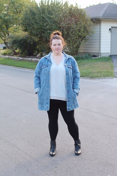 Oversized Jean Jacket Outfit, Denim Jacket Plus Size, Long Denim Jacket, Jacket Outfit Women, Demin Jacket, Jean Jacket Outfits, Oversized Jean Jacket, Plus Size Boutique, Oversized Denim Jacket