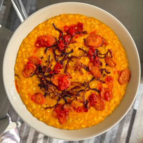 Roasted Carrot Risotto - Zena's Kitchen Caramelised Carrots, Carrot Risotto, Pineapple Coconut Smoothie, Caramelized Carrots, Tofu Burger, Creamy Risotto, Roasted Carrot, Teriyaki Tofu, Butter Pasta