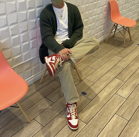 Maroon Shoes Outfit Mens, Red And White Shoes Outfits, Maroon Shoes Outfit, Red Sneakers Outfit, Red Shoes Outfit, Winter Sneakers Outfit, Maroon Shoes, Crown Tattoo, Tenis Nike