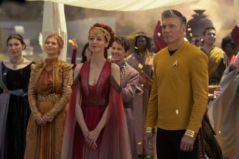 Captain Pike, Christina Chong, Lindy Booth, Star Trek Strange New Worlds, Strange New Worlds, Rebecca Romijn, Old Flame, Jesse James, World Photo