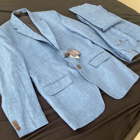 New With Tags Blue Linen Suit From Studio Suits. Never Worn. Fabric Woven In Italy. Perfect For A Summer Wedding Or Work Event. The Suit Jacket Is Size 42 Regular. The Suit Pants Are 34 Regular. Both Have Matching Brown Buttons. *The Video On The Listing Is The Best Representation Of The Color* Linen Summer Suits, Aesthetic Drip, Linen Suit Men, Blue Linen Suit, Linen Suits For Men, Black Sport Coat, Linen Sport Coat, Zegna Suit, Slim Fit Suit Pants