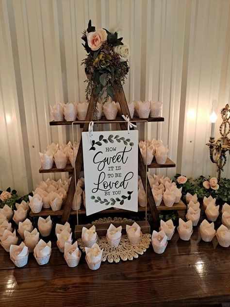 Vow Renewal Table Decor, Cookie Display Wedding, Barbeque Wedding, Wedding Cupcake Display, Cupcake Table, Wedding Reception Layout, Cookie Display, 40th Anniversary Party, 25th Anniversary Party