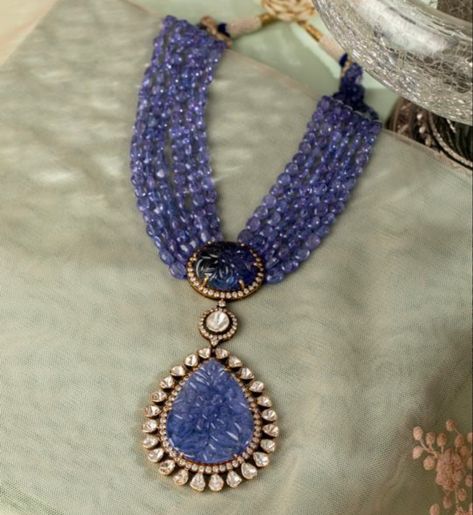 Tanzanite Beads Jewelry Indian, Simple Diamond Jewelry, Beaded Bridal Jewelry, Tanzanite Beads, Simple Beaded Necklaces, New Gold Jewellery Designs, Tanzanite Necklace, Elegant Jewellery, Antique Jewellery Designs